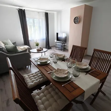 Centre Home, Private Parking * Tallinn