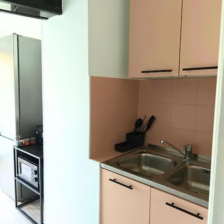 Family Apartment, Private Parking 아파트 *