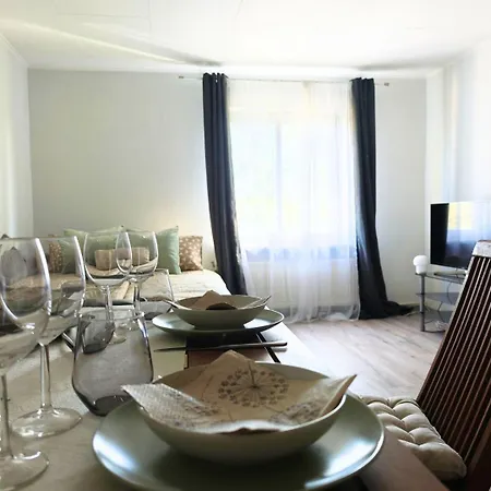 아파트 Family Apartment, Private Parking